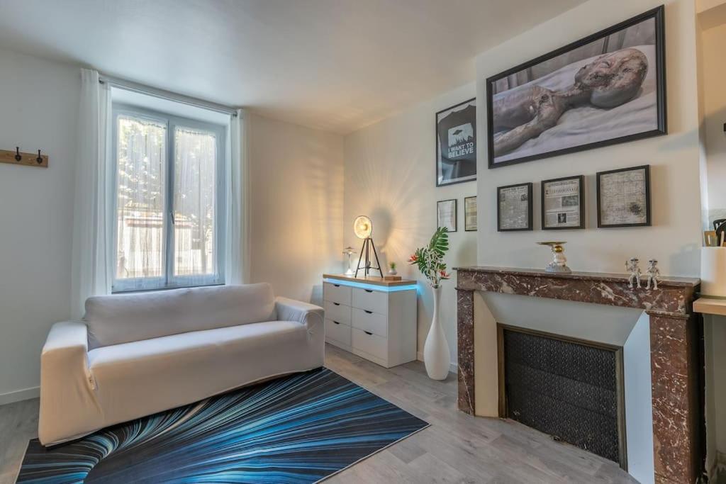 Apartment La Zone 51 *